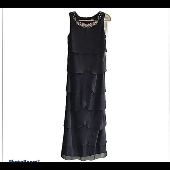 R & M Richards embellished black full length gown - Picture 1 of 9